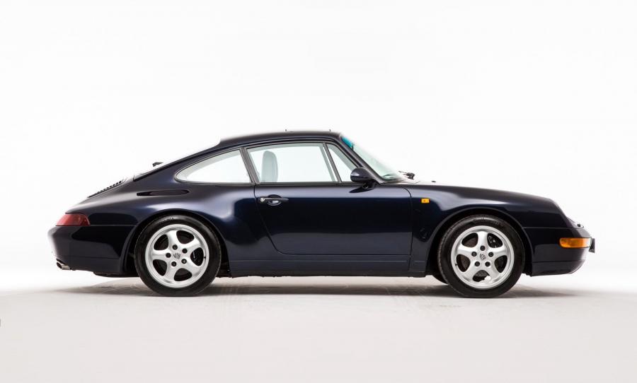  Porsche 911 Carrera 3.6 Coupe 1993 года  (фото 10 из 29)